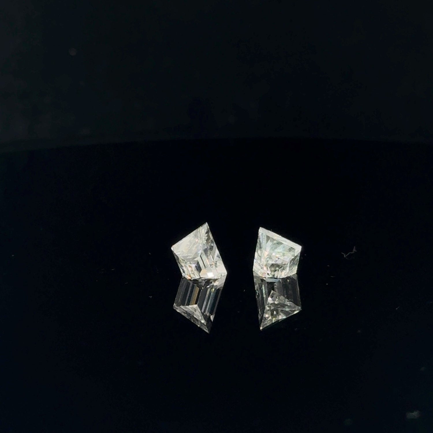 2.11 CTTW Trapezoid Cut Lab Grown Loose Diamonds – E-F Color, VS Clarity