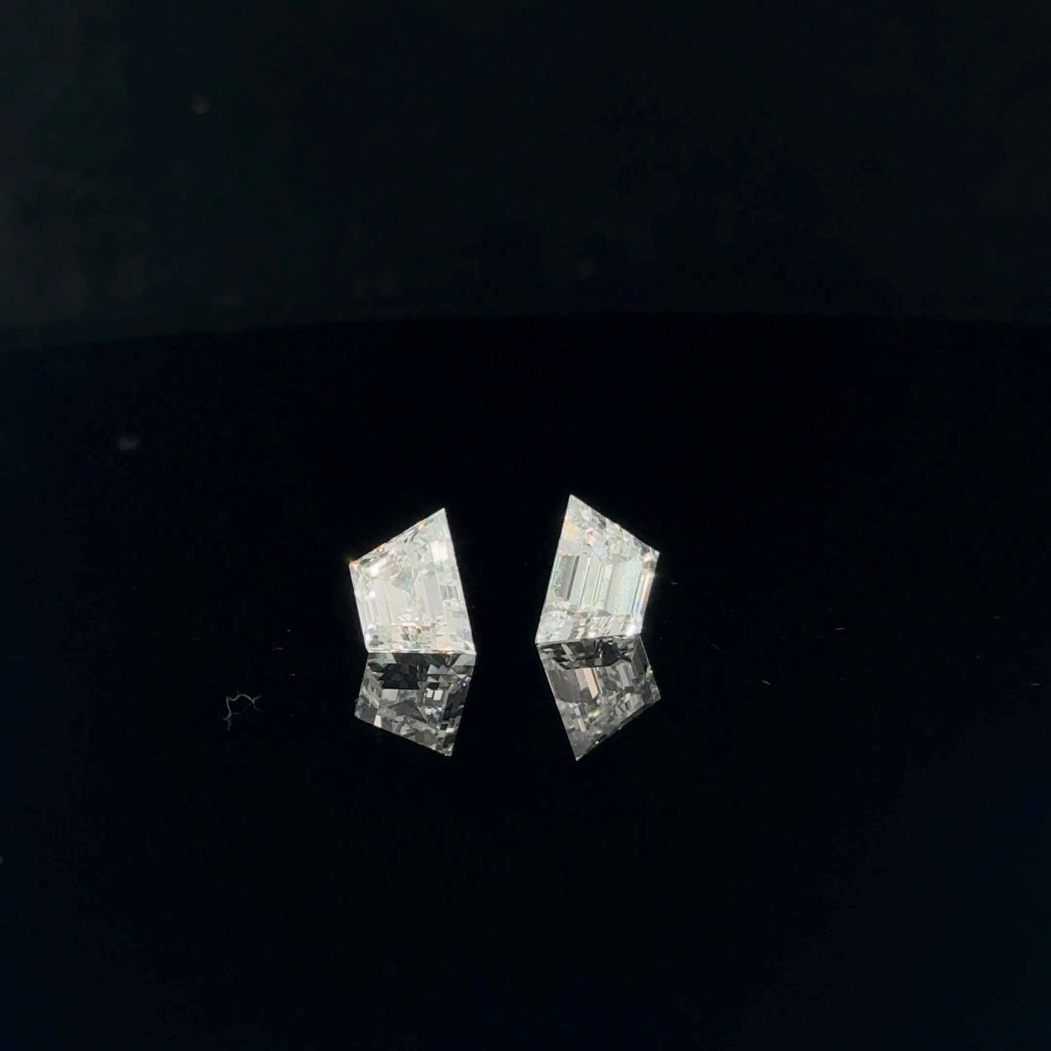 4.04 CTTW Trapezoid Cut Lab Grown Loose Diamonds – EF Color, VS Clarity