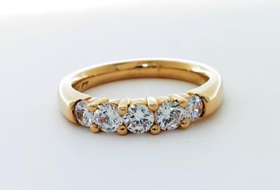 TRU ROMANCE ||| Ladies Diamond Band ||| .75 GRADUATED RD/DIA ||| 14K/WG
