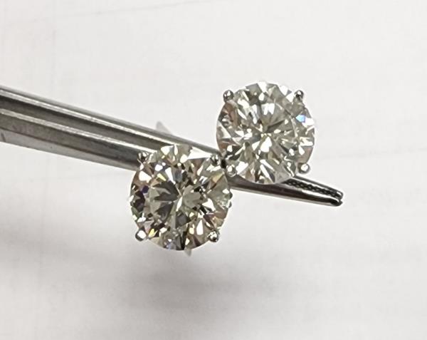 14K White Gold Lab-Grown Diamond Stud Earrings 7.57cttw (I/VS2, IGI Certified)