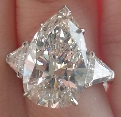 Platinum Pear Shape Diamond Engagement Ring with Trillion Side Stones – 10.15 ct Total Diamond Weight