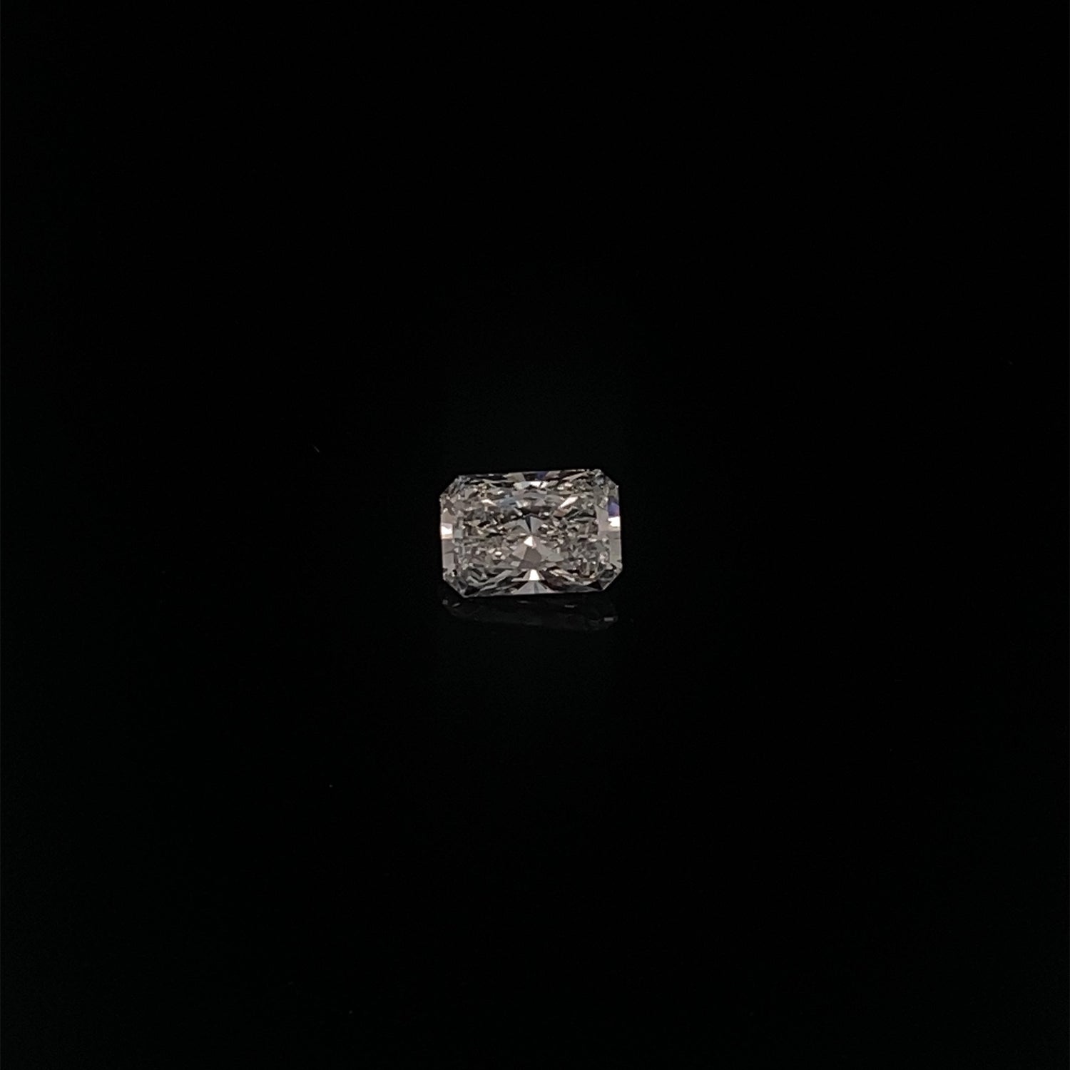 3.57 CT Radiant Cut Lab Grown Loose Diamond – F Color, VS1 Clarity, IGI Certified (633434463)