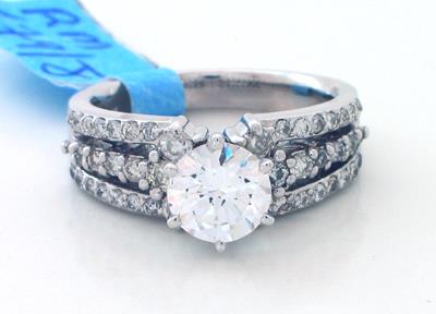 TRUE ROMANCE ||| 14/WG ENGAGEMENT SEMI-MOUNT PAVE SHANK ||| .68 TW RD/DIAMONDS