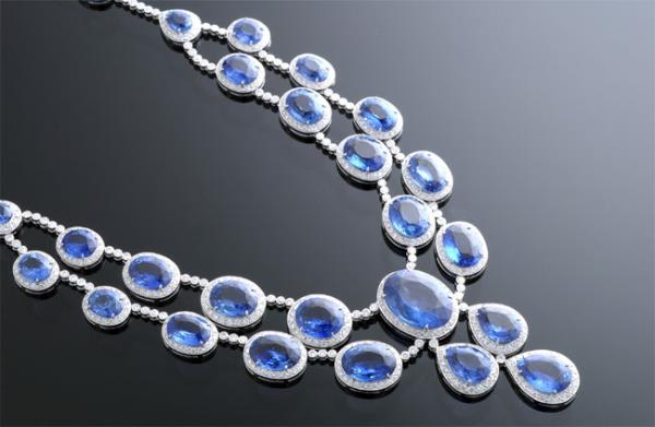 Platinum Unheated Sapphire and Diamond Necklace 87.12ct