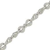 14K Gold Bow Link Pavé Diamond Bracelet 0.73cttw