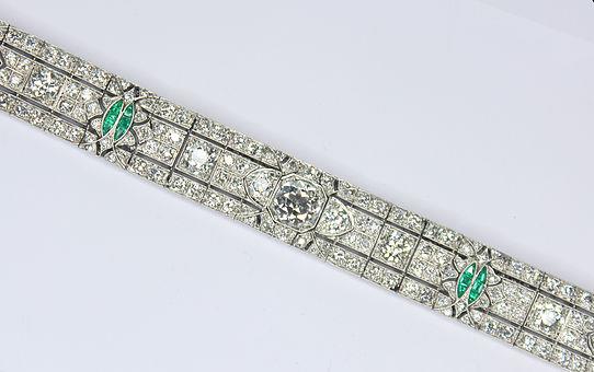 Platinum Art Deco Diamond and Emerald Bracelet, Circa 1930