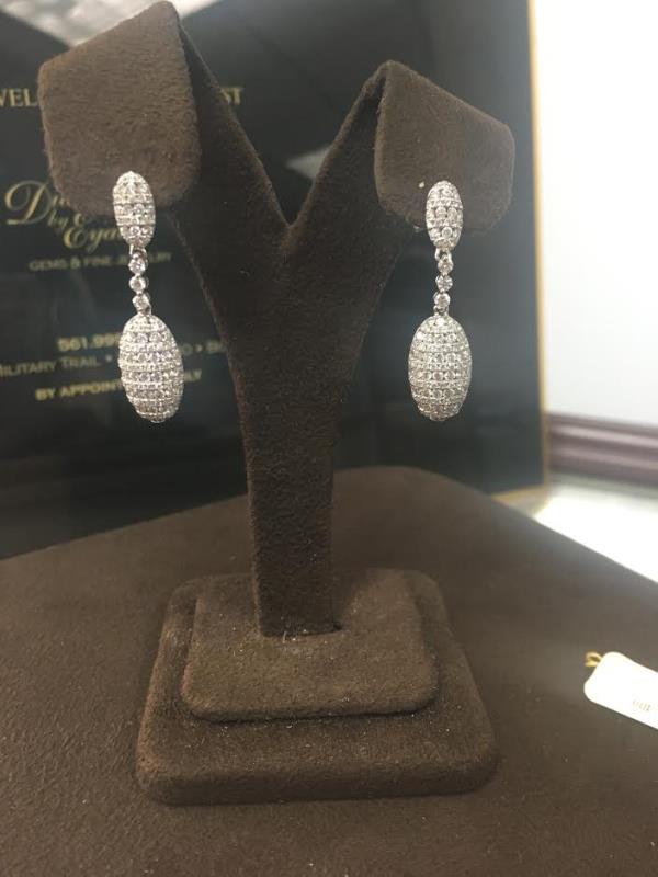 18K Gold Oval Diamond Dangle Earrings 1.99cttw