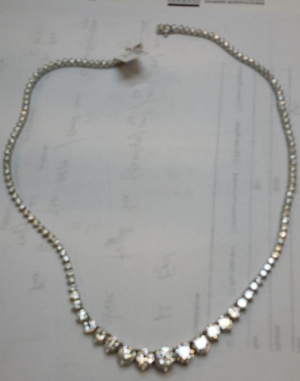 Ladies 18k White Gold Graduated Diamond Necklace 24.84cttw